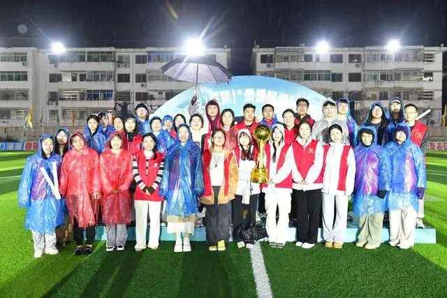 不仅进一步, 打造了具有, 奖项 不仅进一步, 打造了具有, 奖项