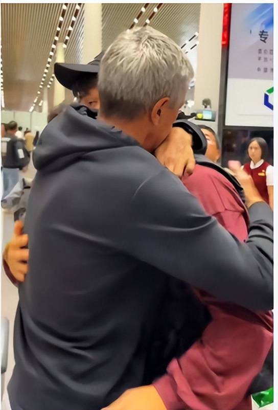 蒂恩, 白眼狼 蒂恩, 白眼狼